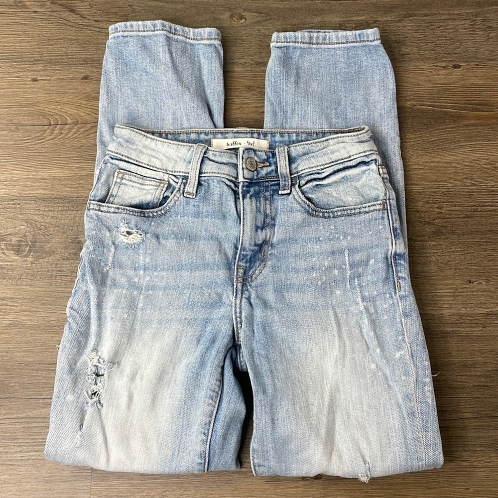 Willow & Root Women’s Mid Rise Distressed Destroyed The Everyday Jean, size 23